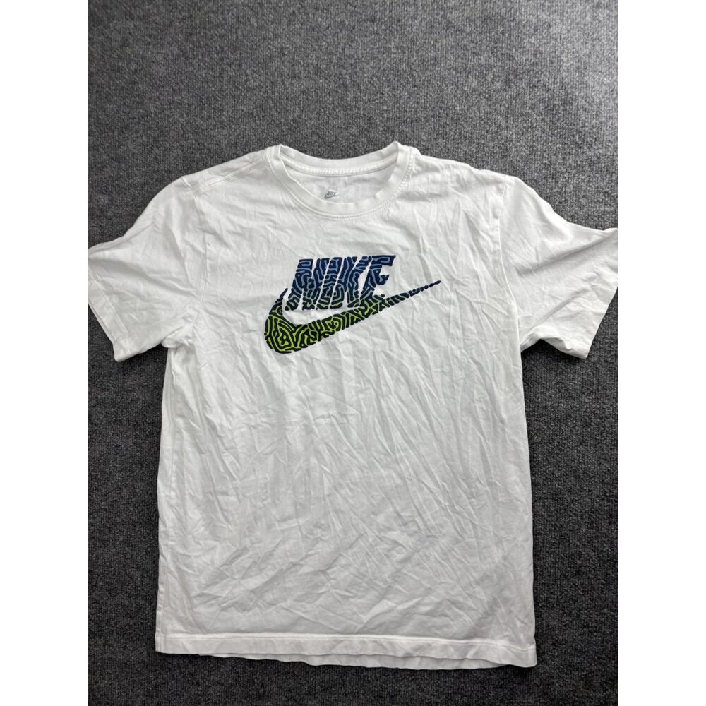 Nike Shirt‎ Mens Large White The Nike Tee Swoosh Graphic Short Sleeve Logo